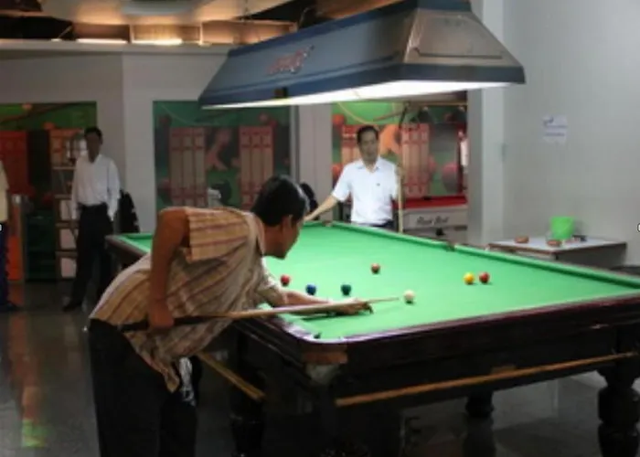 Pradipat Hotel